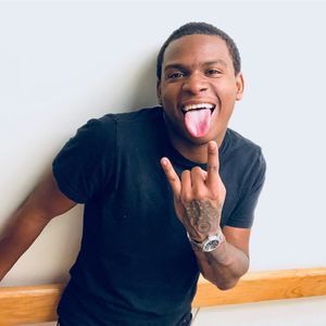 Meet your Posher, Eric